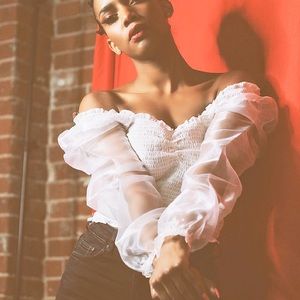 White Long Puffy Armed Top